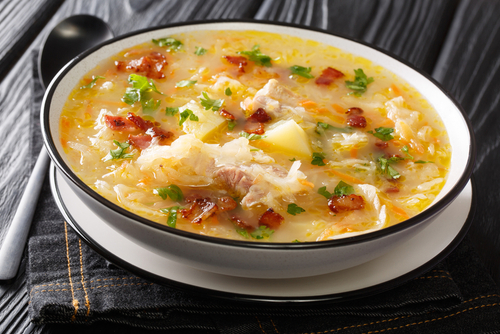 zelnacka s uzenym masem