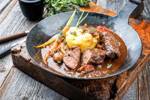 Hovězí líčka na víně